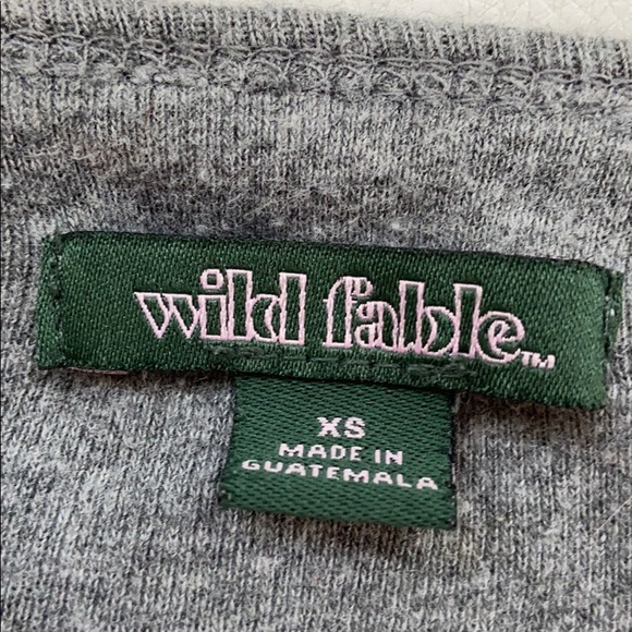 basic grey tee!! - Picture 3 of 3